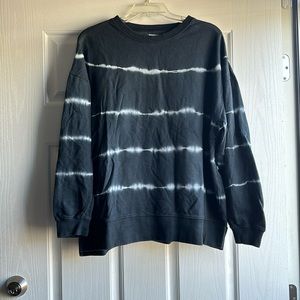 Crewneck sweater